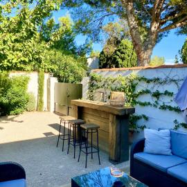 Maisonnette au cœur des Alpilles, hotel a Mouriès