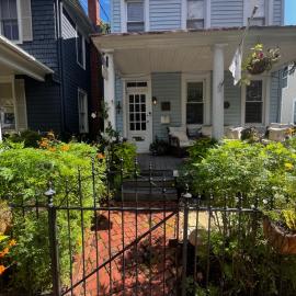 Walk to Everything Historic Arts District, hotel em Annapolis