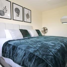 Cosy Modern 3 Bedroom House in Bradford City