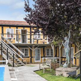 Cozy Apartment In Svaneke, hotel en Svaneke