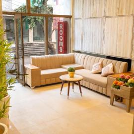 Rosewood at Rajpur Road by Zenvana, khách sạn ở Rājpur