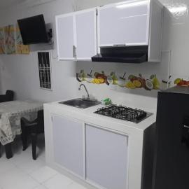 RENTA APARTAESTUDIO EN EL RODADERO SANTA MARTA CERCA DEL MAR