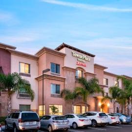 TownePlace Suites by Marriott San Diego Carlsbad / Vista, hotel di Vista