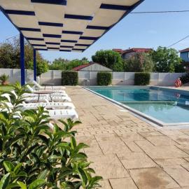 Anesis Village Studios and Apartments, viešbutis mieste Lygia