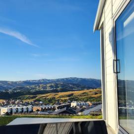 Peaceful getaway in the burbs, hotel a Newlands