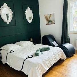 Romantique Room balneo, hotell i Grenoble