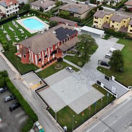 Hotel Residence - Il Giardino del Cigno, hotel v destinaci Latisana