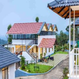 Le Serene Munnar Luxury Resorts & Spa, hotel in Ūdumbanshola