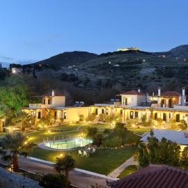 Politia Villas, хотел в Каристос