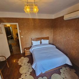 Downtown simple apartment - families only