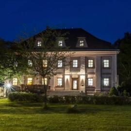 Hotel Zámeček Raspenava, viešbutis mieste Raspenava