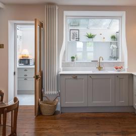 Lucknow Cottage, hotel in Stroud