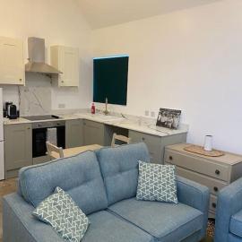 2 bed cozy cottage, hotel a Wansford