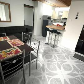 Torre de Prado 403 Apartaestudio Centro de Medellín para 3 Personas