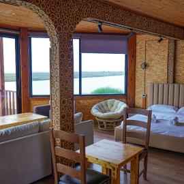 Skela e Pirgut, hotel em Divjakë
