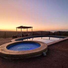 Rainforest Ridge Eco Resort โรงแรมในThe Crags