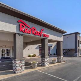 Red Roof Inn Dunn，鄧恩的飯店