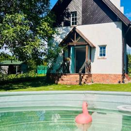 Wakajki - domek z balią blisko jeziora i centrum Mikołajek