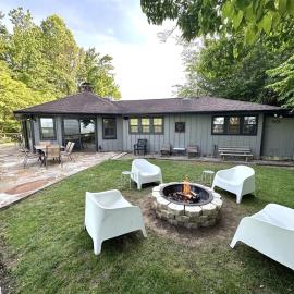 Smokey Vista Lodge