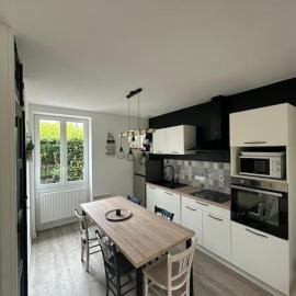 maison en ville Karine et Flavie, Hotel in Flacé-lès-Mâcon