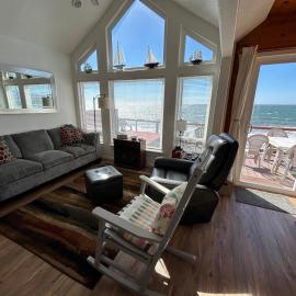 OceanFront Cabin 10, Jacuzzi & Breathtaking Views