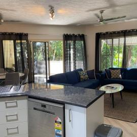 2 bedroom 2 bath Treetop Escape close to the city, hotel a Parap