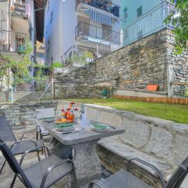 Ca Cornocc with Private Terrace in Gordola - Happy Rentals