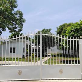 Hideaway dreamisland property rental, hotel i Pooc