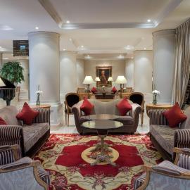 Royal Manotel, hotell i Genève