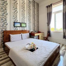 Chan Hotel Dao Phu Quy, hotel u gradu Phú Quý