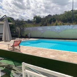 Les Emeraudes, Hotel in Saint-Gilles-les-Bains