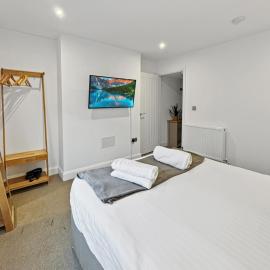 Amaya Six - Sleeps 4 - Modern 1 bed - Newly renovated - Central Grantham - Free Gym Access
