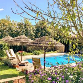 Countryside Villa near Porto, hôtel à Paredes