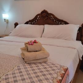 N Villa, hotel Lajor városában