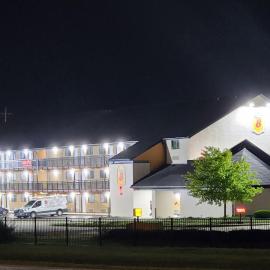 Super 8 by Wyndham Vandalia/Dayton International Airport, hotel i Vandalia