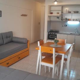 Departamento en pleno centro con cochera
