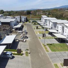 Apt 3BR,2BA, 4mi from SJO Airport, Pool,Gated, Gym