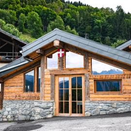 Chalet Balnéo Billard La Plagne Savoie Vue TOP, готель у місті La Plagne Tarentaise