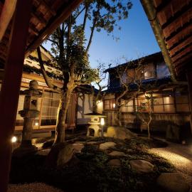 NIPPONIA Sasayama Castle Town Hotel, hotel a Sasayama