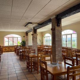 Area de servicio El Rebollar, hotel Requenában