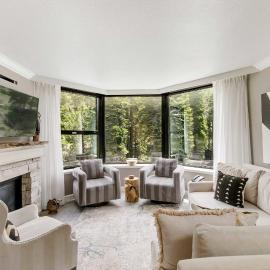 Everline Resort and Spa 1BR Suite with Fireplace、オリンピックバレーのホテル