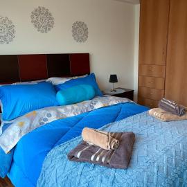 Gem in Calacoto Centric Warm with washer 2 blocks to Ave, hotel in Achumani