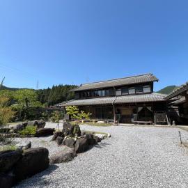 百笑宿場couch, Hotel in Motosu