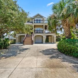 Latitude Adjustment, hotel in Gulf Breeze