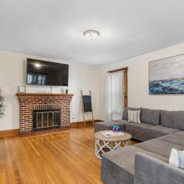 3BR Gem, 10 min to Yale, walk to Tweed, hotel in New Haven