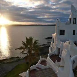 Verano con vistas del atardecer en Casapueblo, hotel in Punta del Este