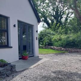 The Loft at The Stables, hotel in Skibbereen