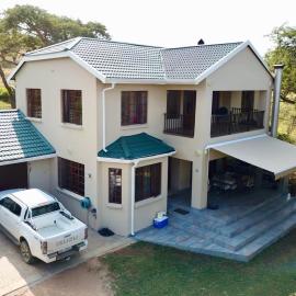 The Giraffe House, hotel Wintertonban