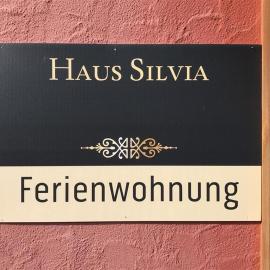 Haus Silvia, hotelli kohteessa Mehring
