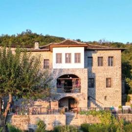 Traditional GuestHouse Permet, Hotel in Përmet